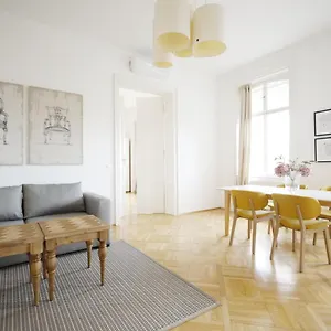 Heymi Oper Appartement
