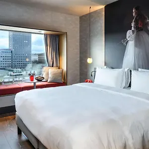Ξενοδοχείο Radisson Red Hotel,, Βιέννη